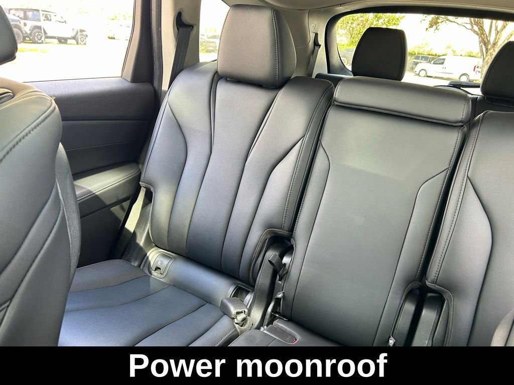 Used 2023 Acura MDX SH-AWD image 13