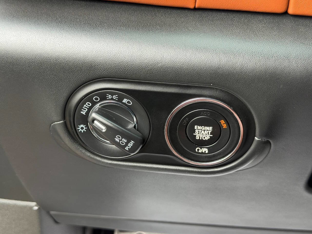 Used 2017 Maserati Levante w/ Sport Package image 46