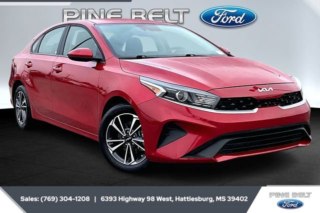 Used 2024 Kia Forte LXS image 1