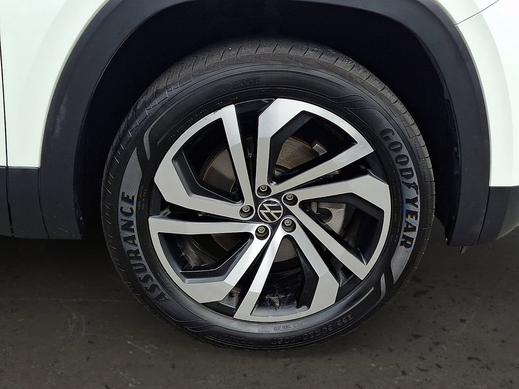 Used 2022 Volkswagen Atlas SEL AWD/4WD image 9