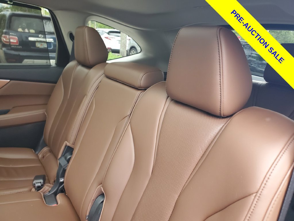 Used 2024 Acura MDX w/ Technology Package FWD image 13