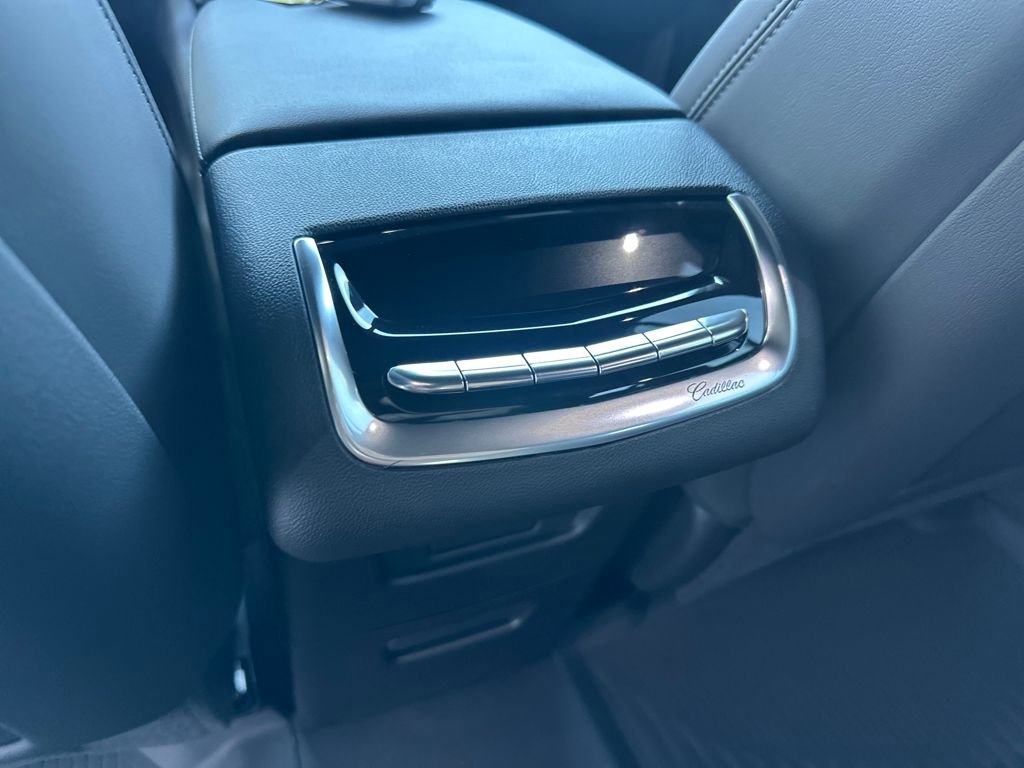 New 2025 Cadillac XT6 Sport w/ Technology Package image 17