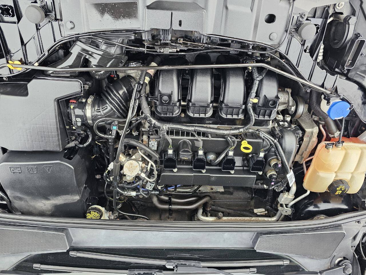 Used 2016 Ford Focus SE FWD image 17