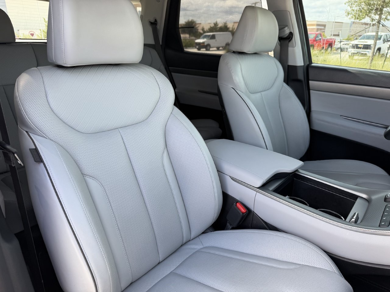 Used 2023 Hyundai Palisade SEL FWD image 26