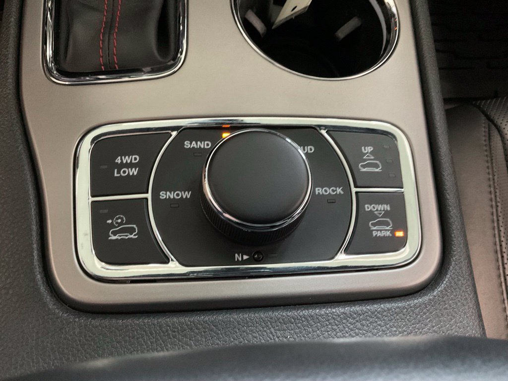 Used 2021 Jeep Grand Cherokee Trailhawk w/ Trailhawk Luxury Group AWD/4WD image 19