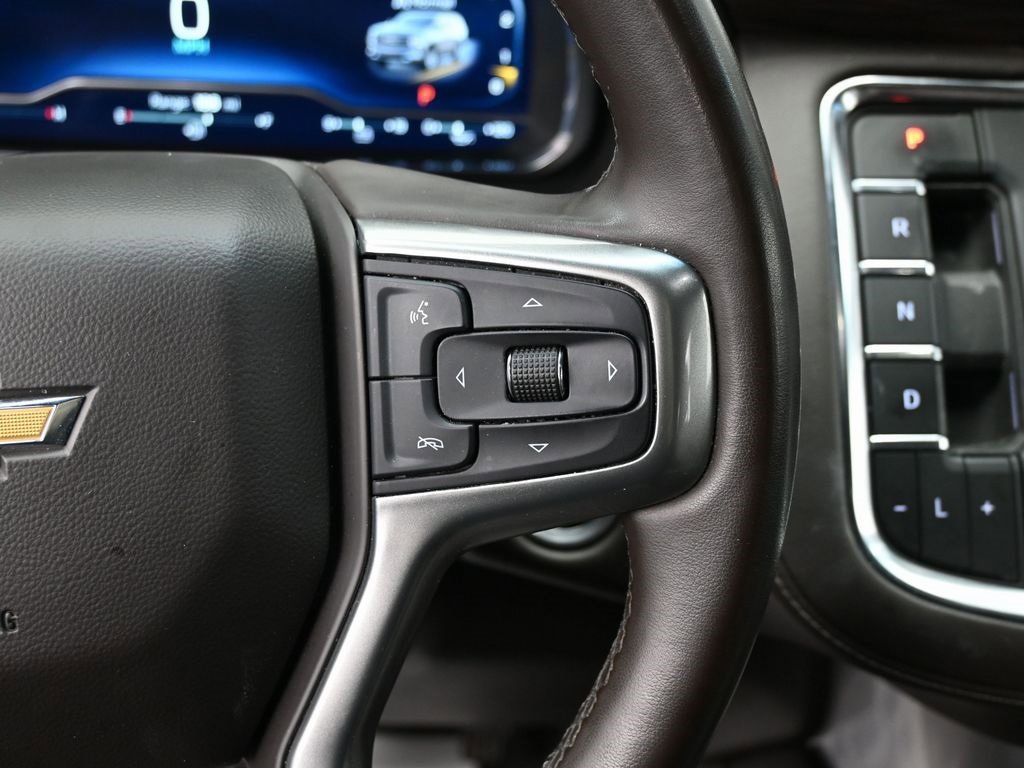 Used 2023 Chevrolet Suburban LT image 19