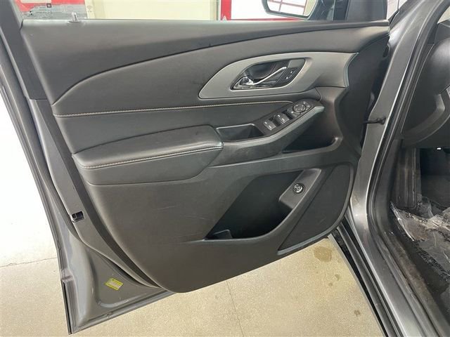 Used 2021 Chevrolet Traverse LT AWD/4WD image 11
