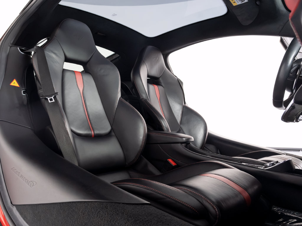 Used 2017 McLaren 570S RWD image 34
