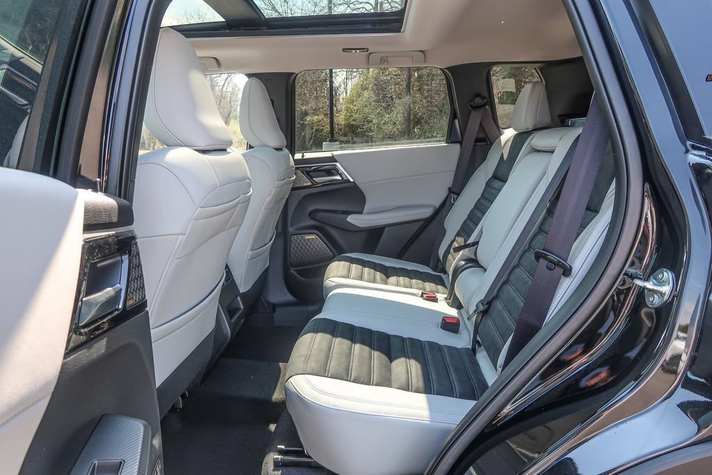 New 2026 Mitsubishi Outlander SE AWD/4WD image 23