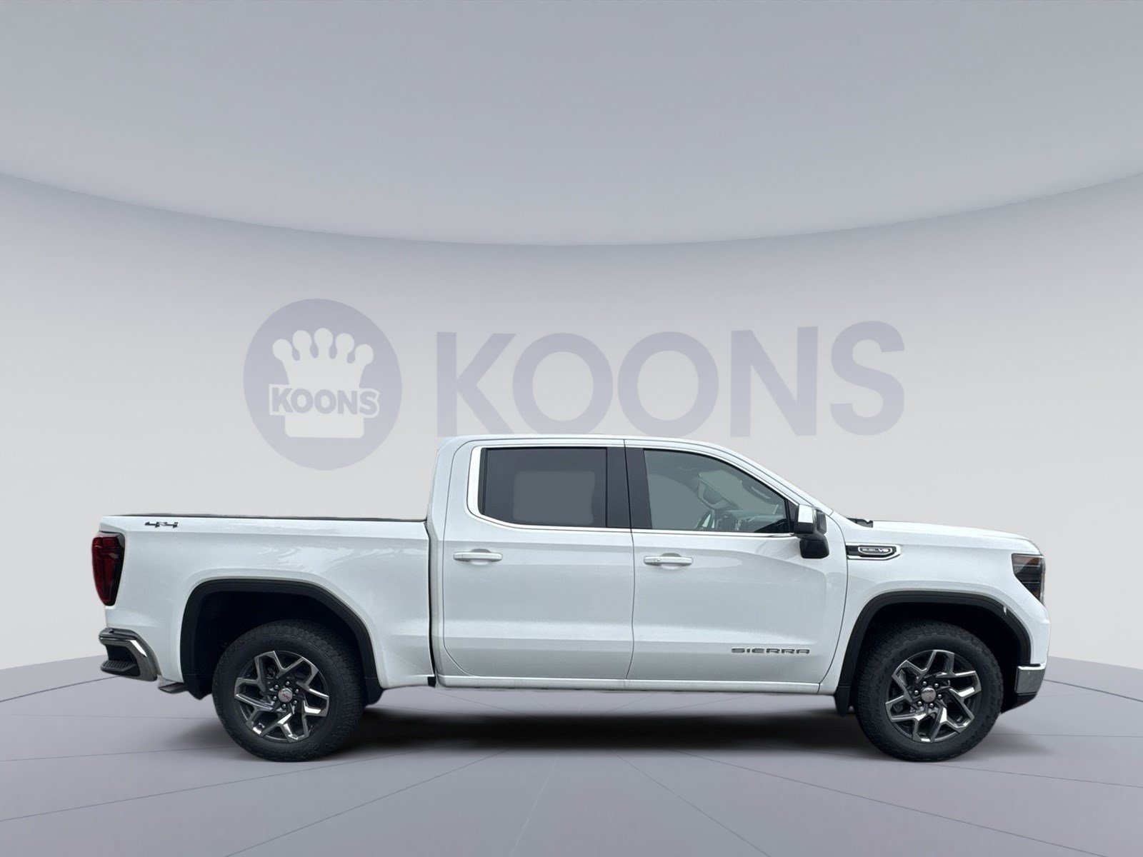 New 2026 GMC Sierra 1500 SLE w/ Preferred Package AWD/4WD image 8