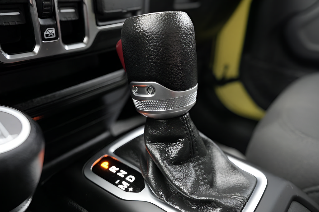 Used 2023 Jeep Wrangler Unlimited Sport AWD/4WD image 29