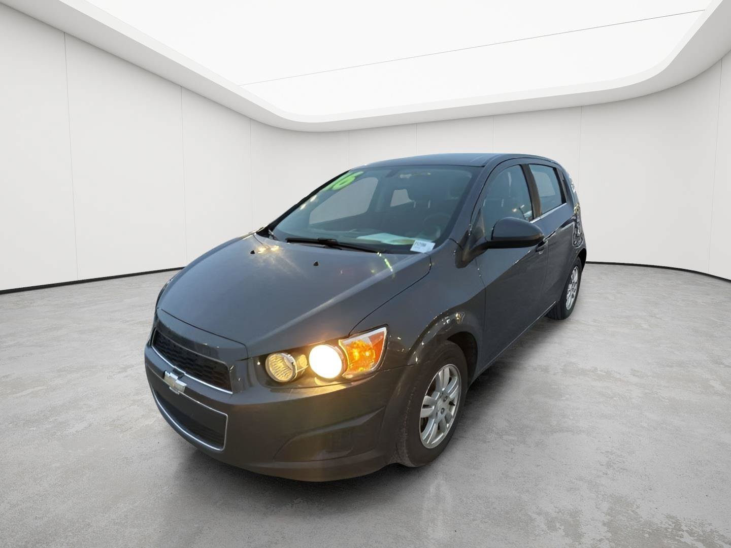 Used 2016 Chevrolet Sonic LT FWD image 6