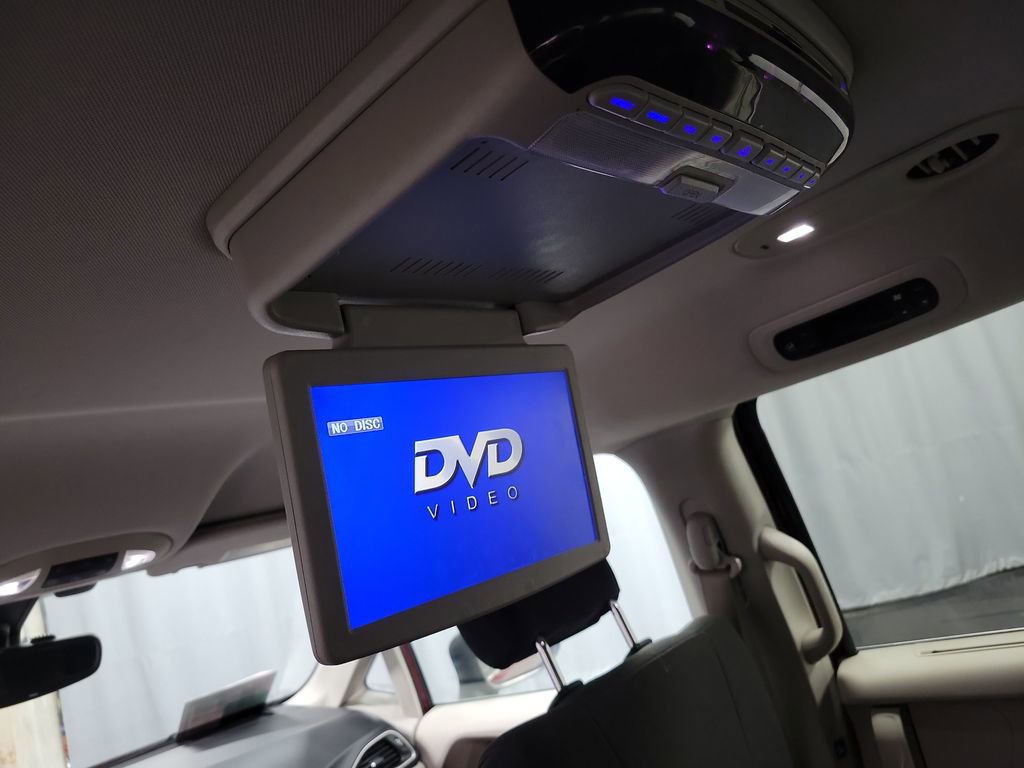 Used 2017 Chrysler Pacifica Touring Plus w/ Tire & Wheel Group image 22