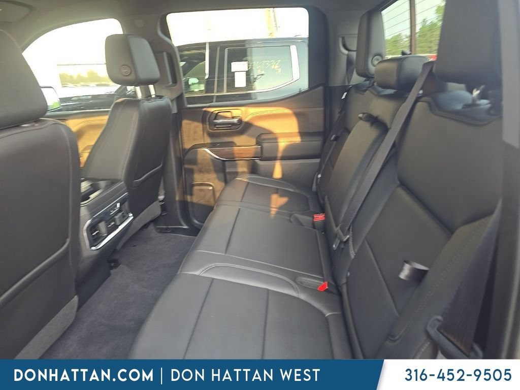 Used 2020 GMC Sierra 1500 SLT w/ SLT Premium Package AWD/4WD image 9