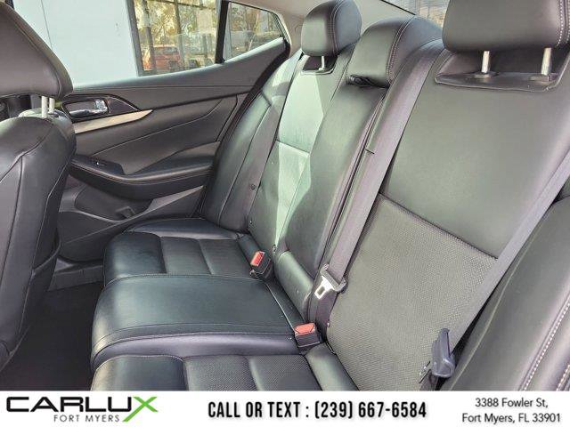 Used 2019 Nissan Maxima 3.5 SV w/ Floor Mat Group FWD image 16