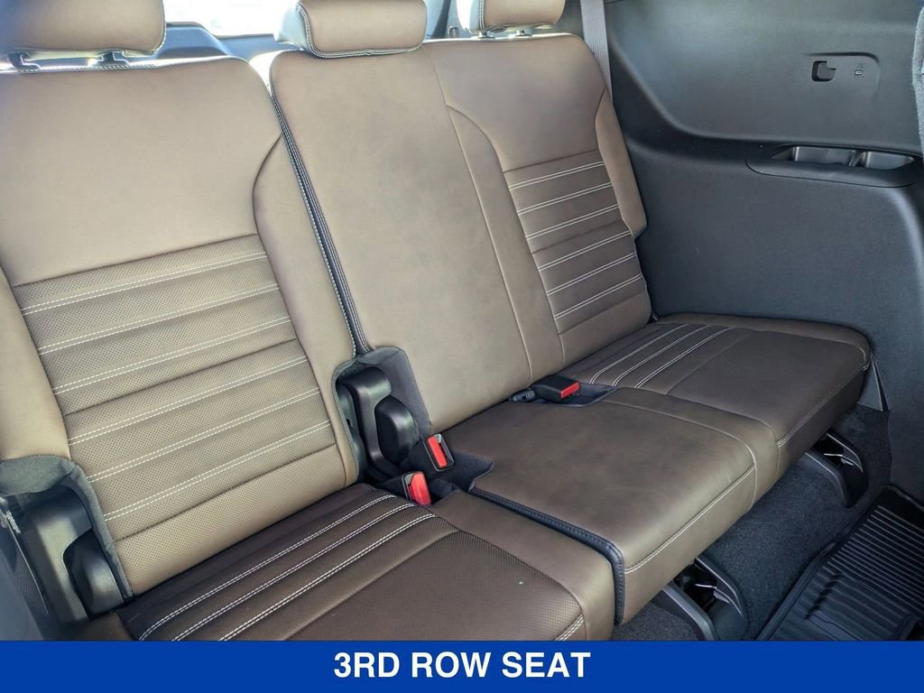 New 2026 GMC Acadia Denali Ultimate w/ LPO, Floor Liner Package image 39