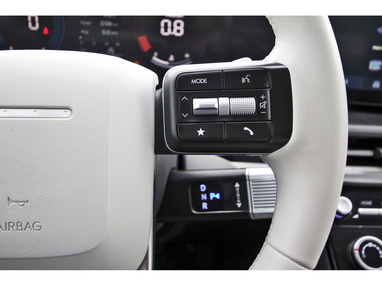 Used 2025 Hyundai Santa Fe SE image 19