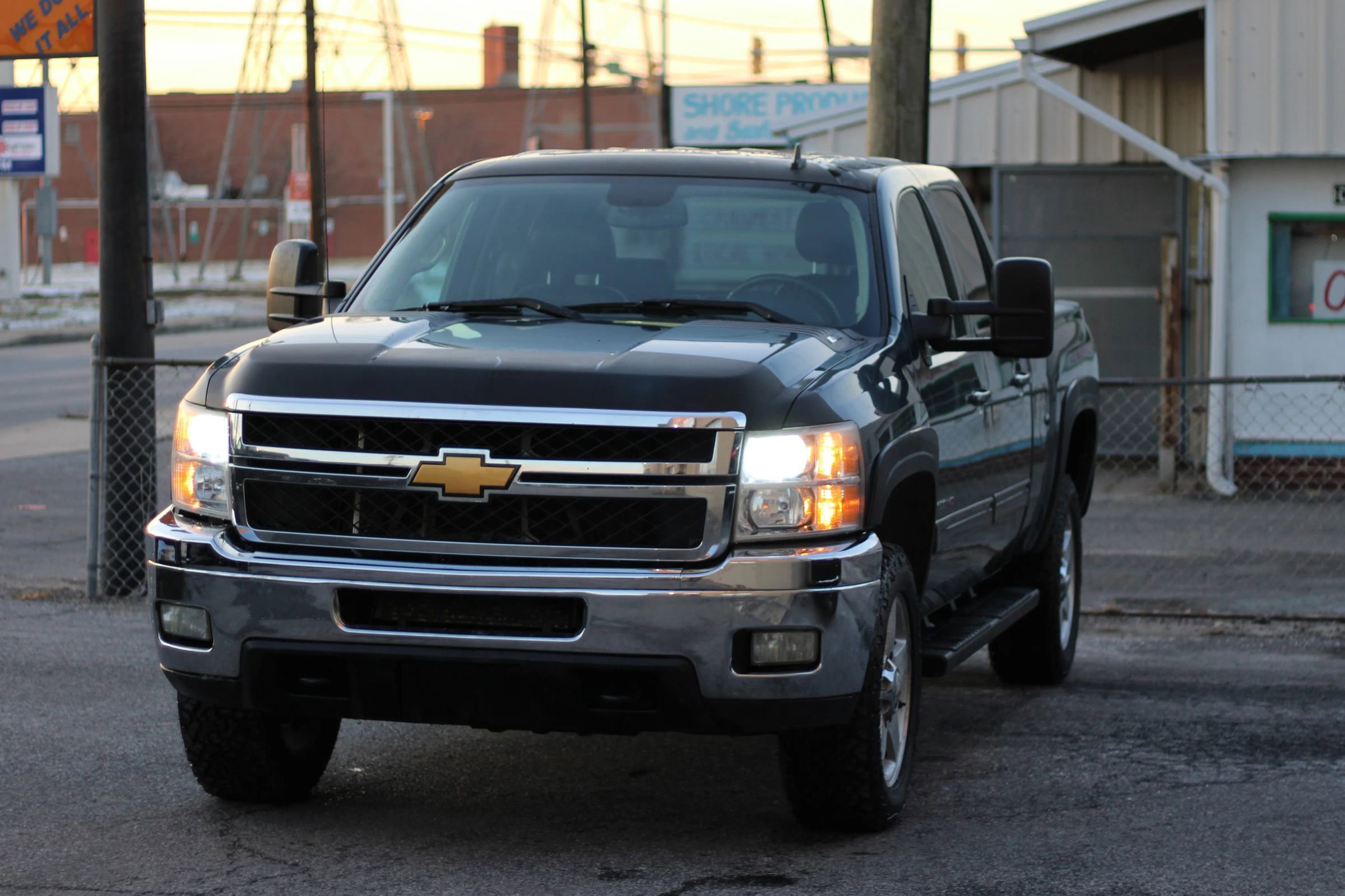 Used 2011 Chevrolet Silverado 2500 LTZ image 3