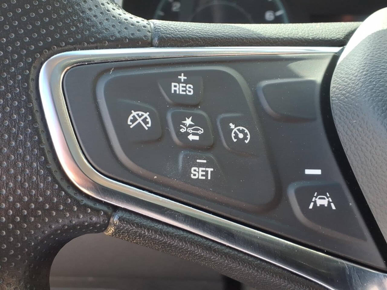 Used 2024 Chevrolet Malibu LT FWD image 18