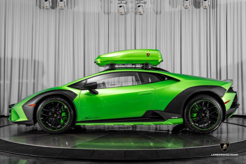 Used 2024 Lamborghini Huracan Sterrato image 14