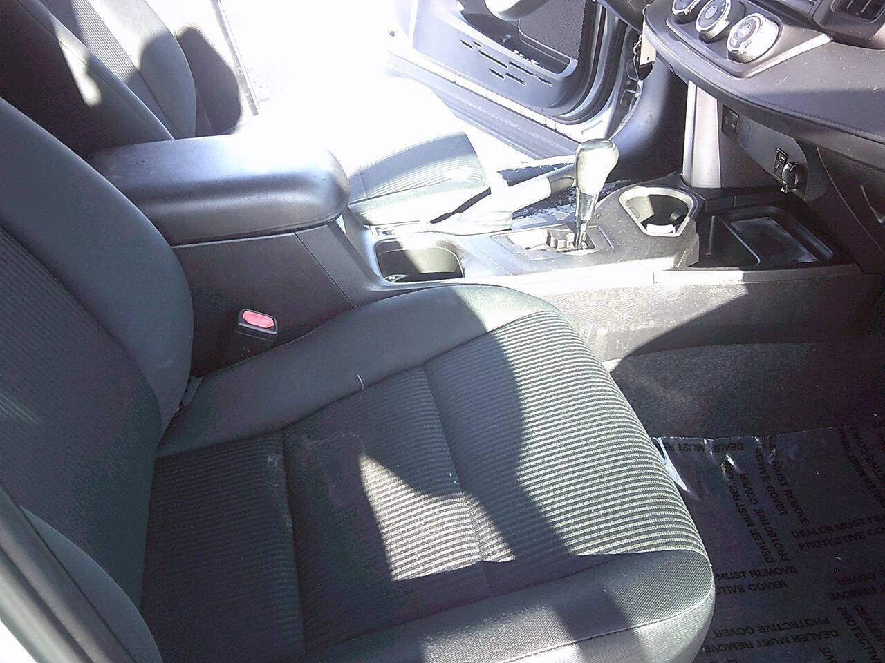 Used 2017 Toyota RAV4 LE image 7