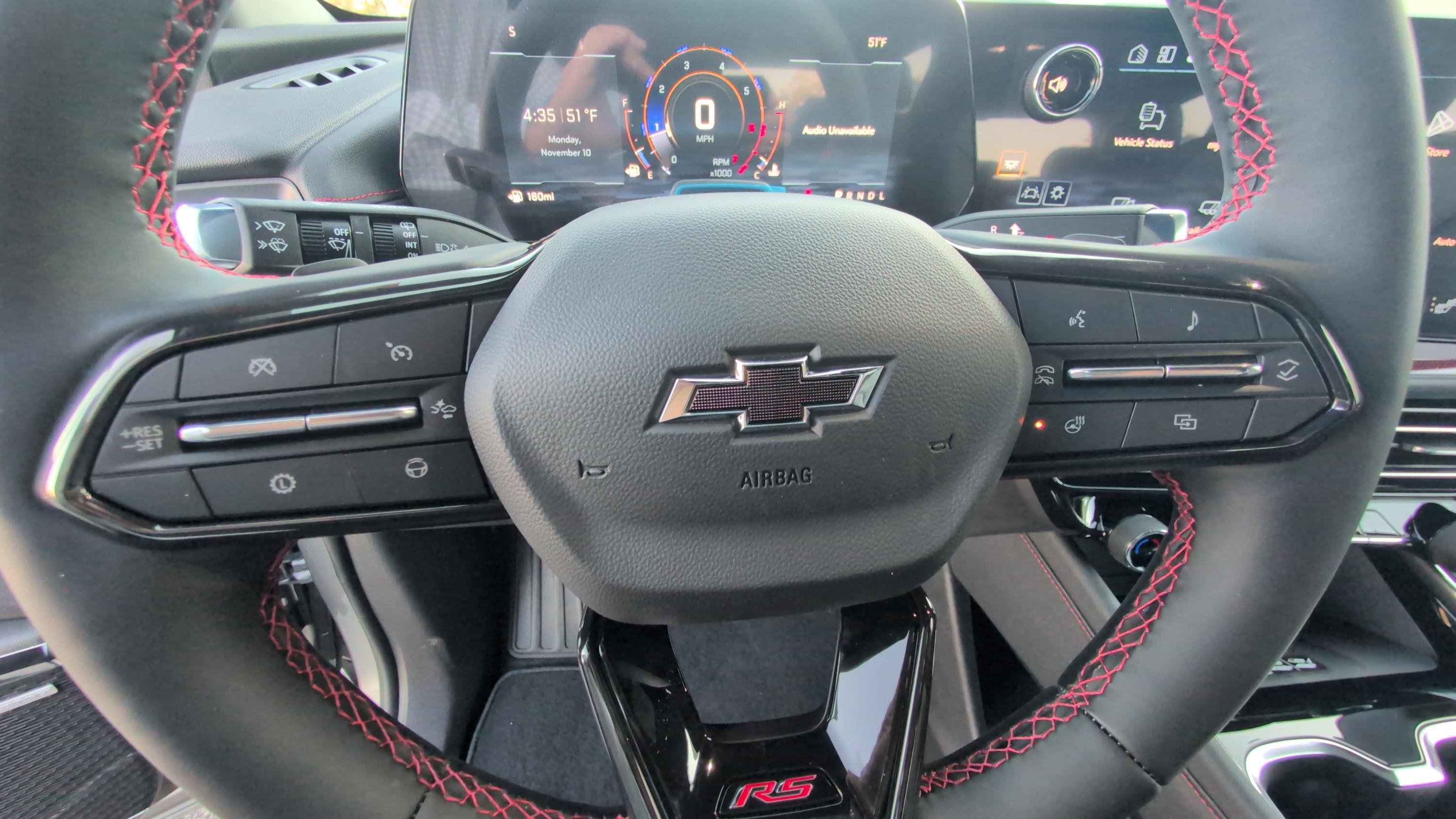 Used 2026 Chevrolet Traverse RS FWD image 25