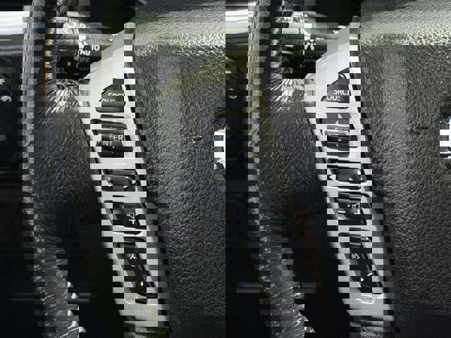 Used 2019 Nissan Titan SV w/ SV Convenience Package AWD/4WD image 14