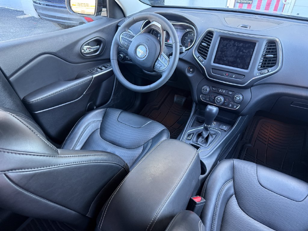 Used 2022 Jeep Cherokee Latitude Lux FWD image 14