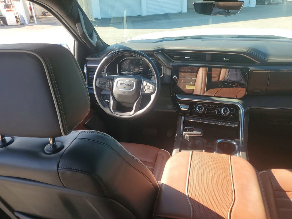 Used 2024 GMC Sierra 1500 Denali Ultimate AWD/4WD image 16