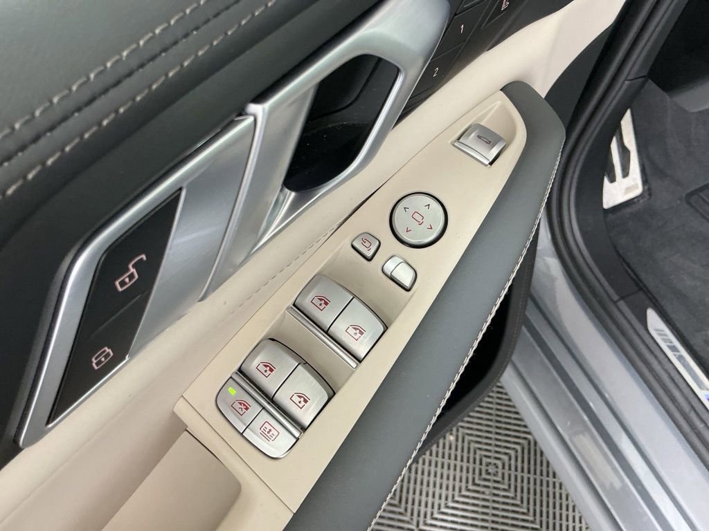 Certified 2024 BMW X7 M60i w/ Executive Package image 21