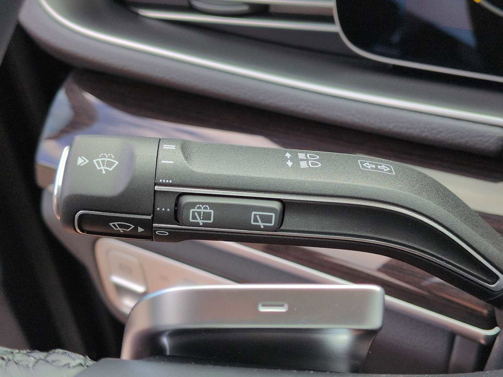 New 2025 Mercedes-Benz GLE 350 4MATIC image 28