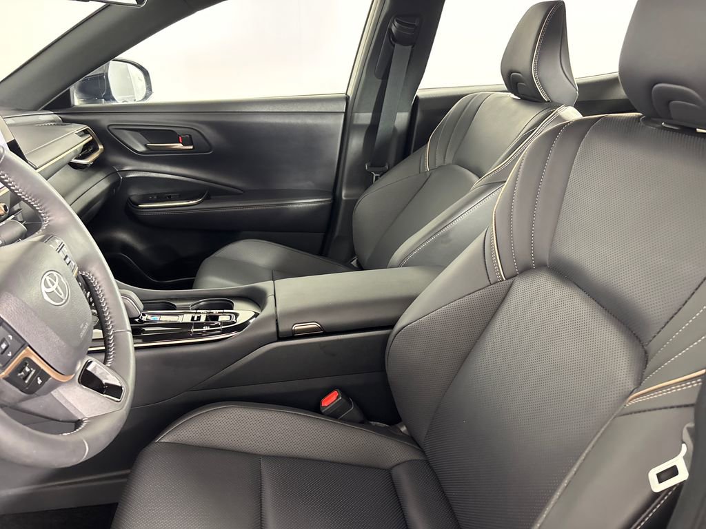 Certified 2026 Toyota Crown XLE image 8