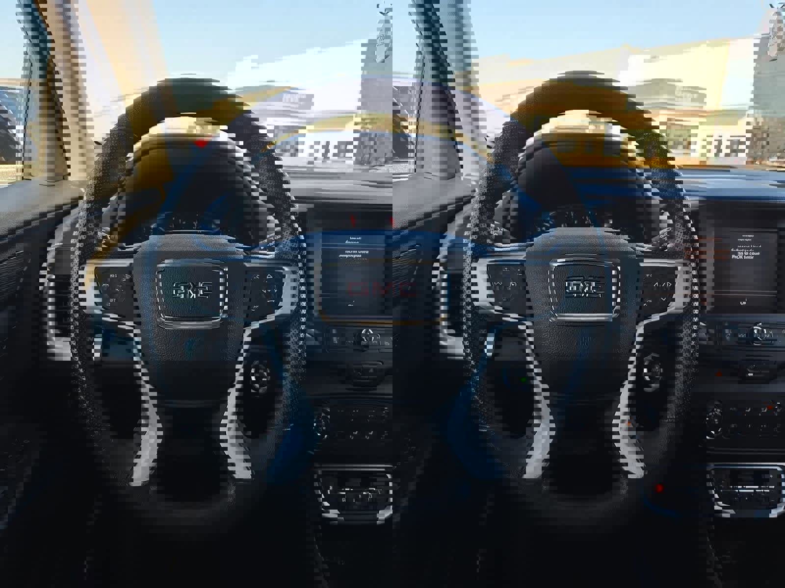 Used 2024 GMC Terrain SLE image 21