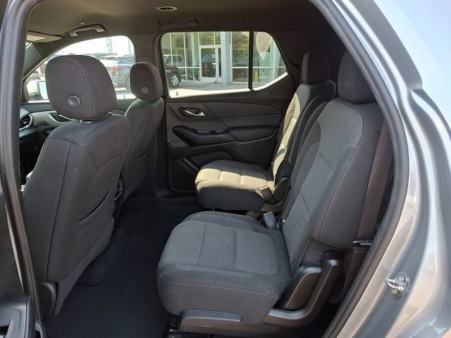 Used 2023 Chevrolet Traverse LT AWD/4WD image 10
