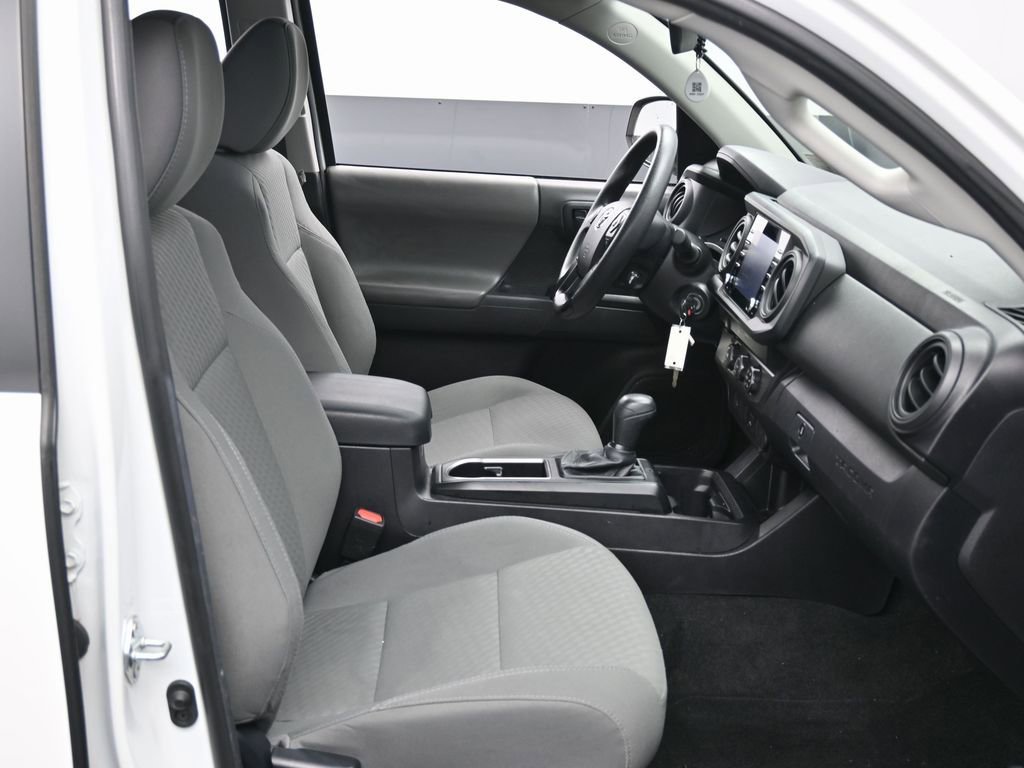 Used 2022 Toyota Tacoma SR w/ SR Convenience Package image 31
