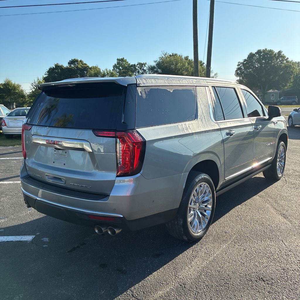 Used 2024 GMC Yukon XL Denali w/ Denali Reserve Package AWD/4WD image 7