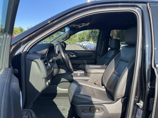 Used 2022 Chevrolet Suburban LT AWD/4WD image 30