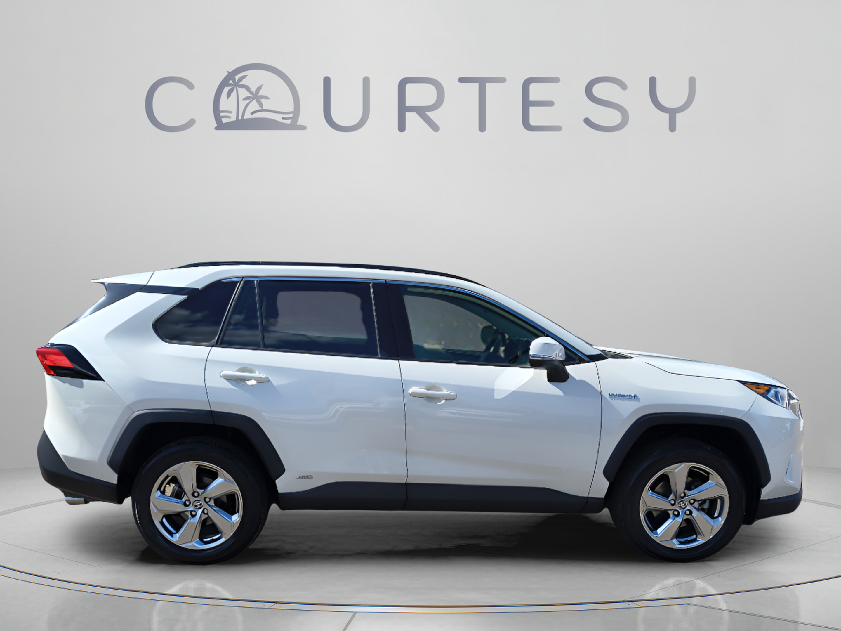 Used 2021 Toyota RAV4 XLE Premium AWD/4WD image 6