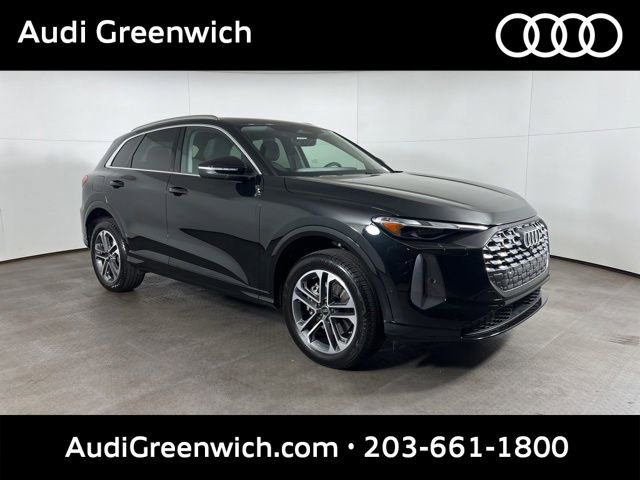 Used 2025 Audi Q5 Premium w/ Convenience Package AWD/4WD image 1