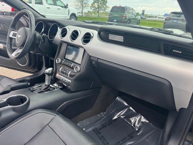Used 2017 Ford Mustang GT Premium RWD image 34