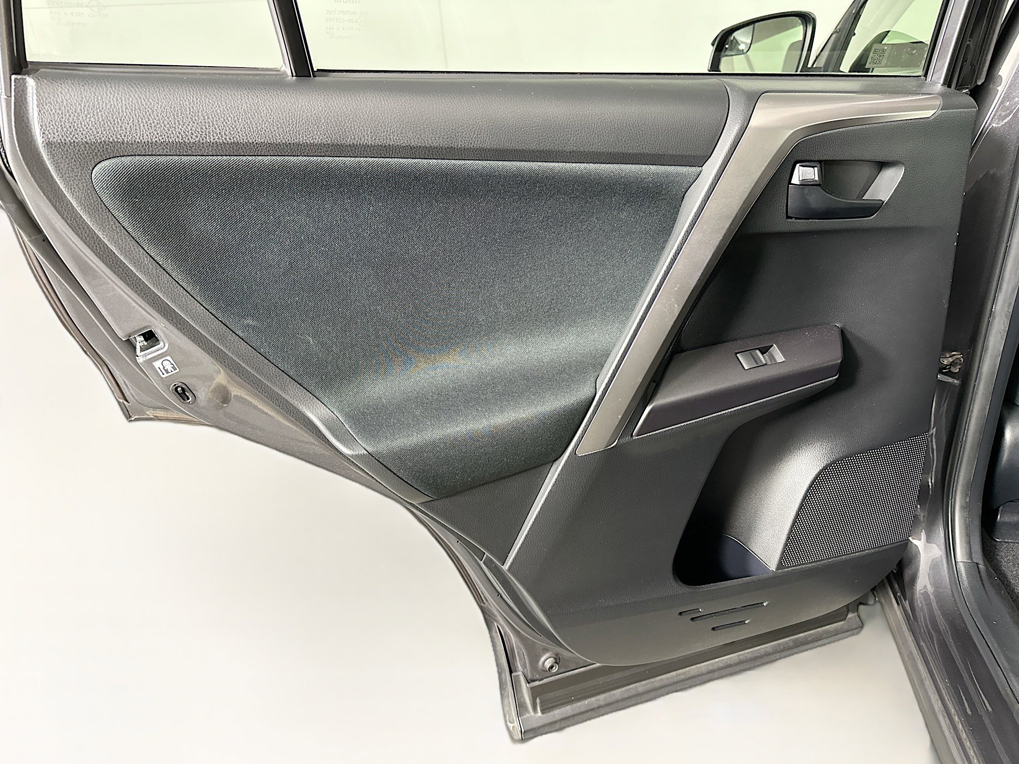 Used 2017 Toyota RAV4 LE w/ All Weather Liner Package image 25