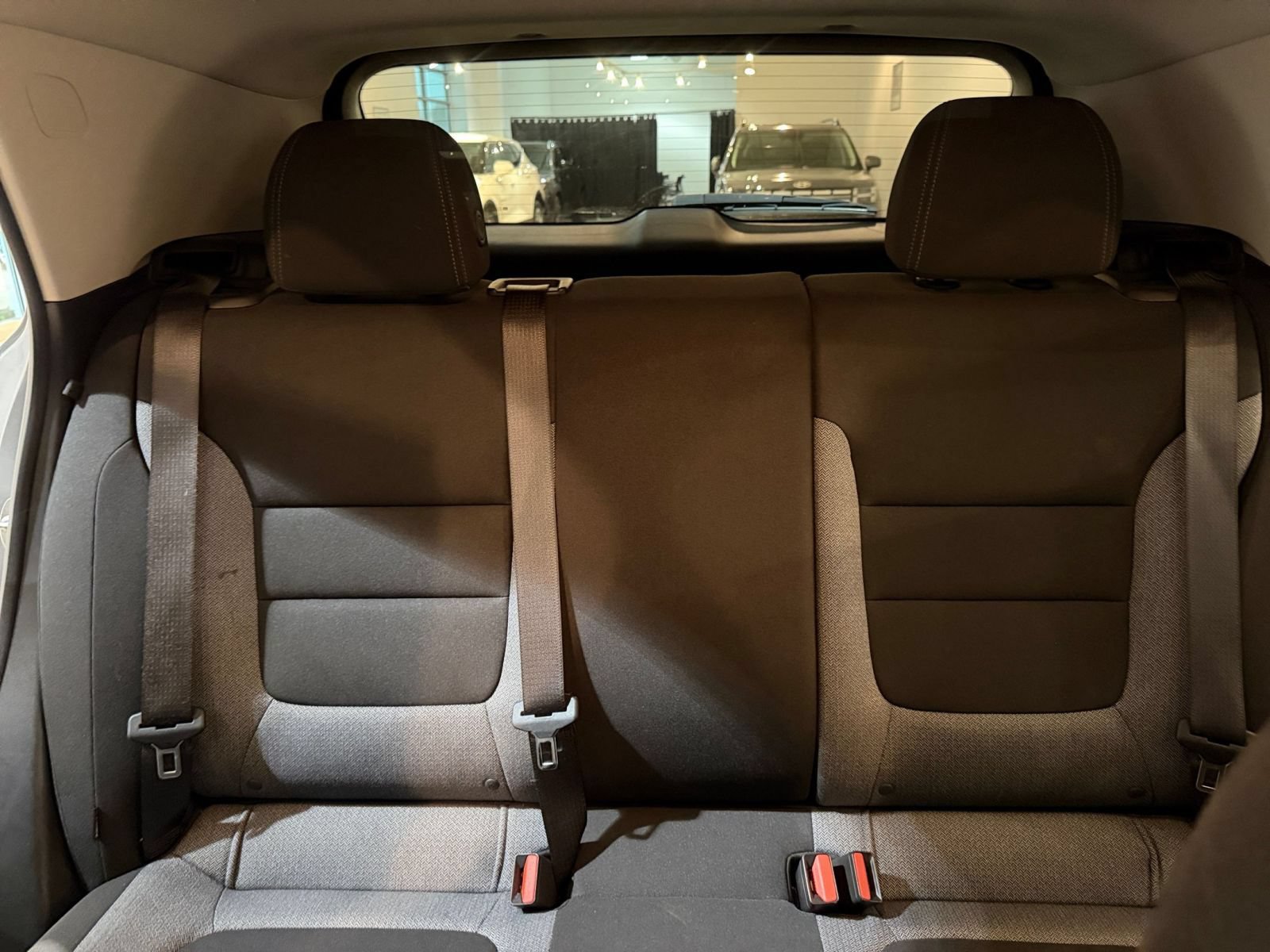 Used 2025 Chevrolet TrailBlazer LT FWD image 32