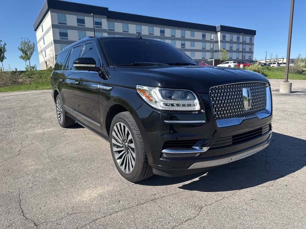 Used 2019 Lincoln Navigator L Reserve AWD/4WD image 13