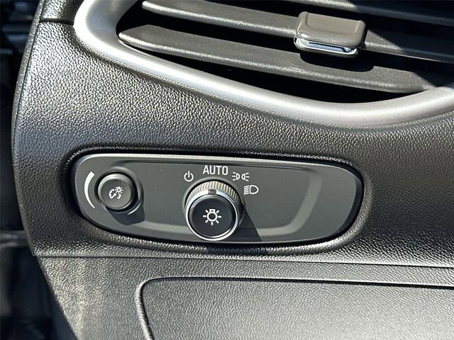 Used 2020 Chevrolet Malibu RS FWD image 17