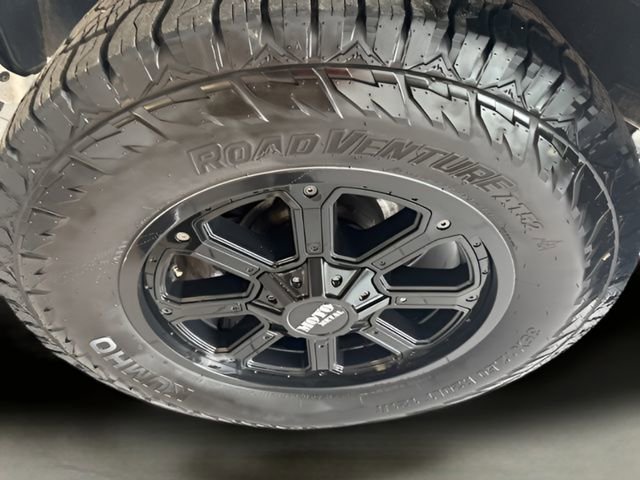 Used 2016 RAM 3500 Laramie w/ Sport Appearance Group image 20