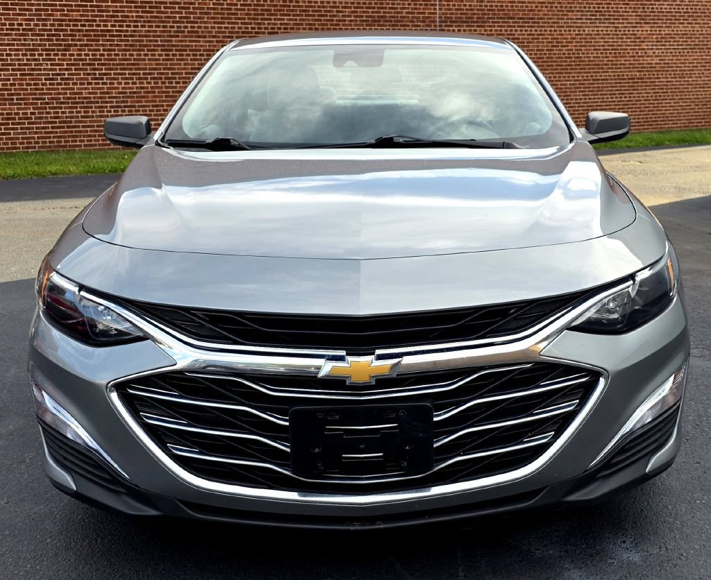 Used 2023 Chevrolet Malibu LS FWD image 3