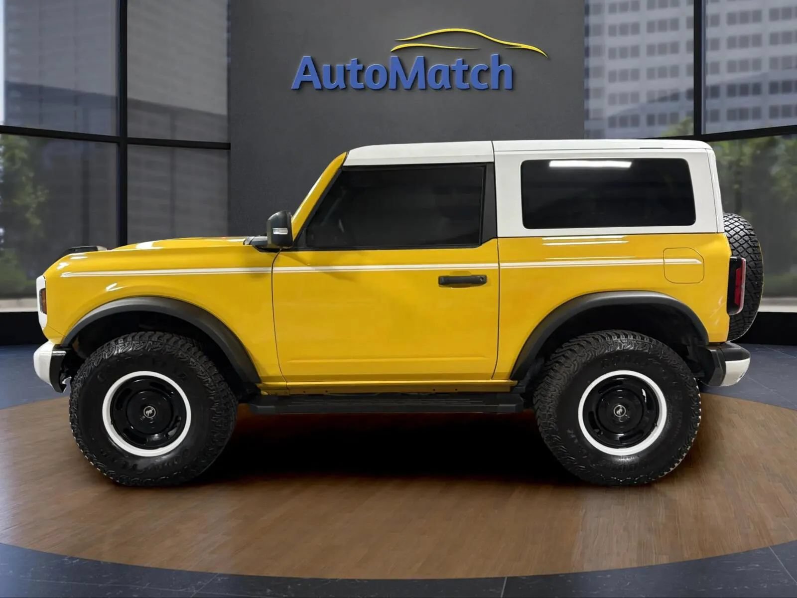 Used 2024 Ford Bronco Heritage Edition AWD/4WD image 7