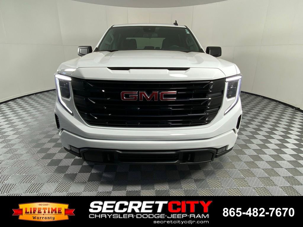 Used 2023 GMC Sierra 1500 Elevation image 2