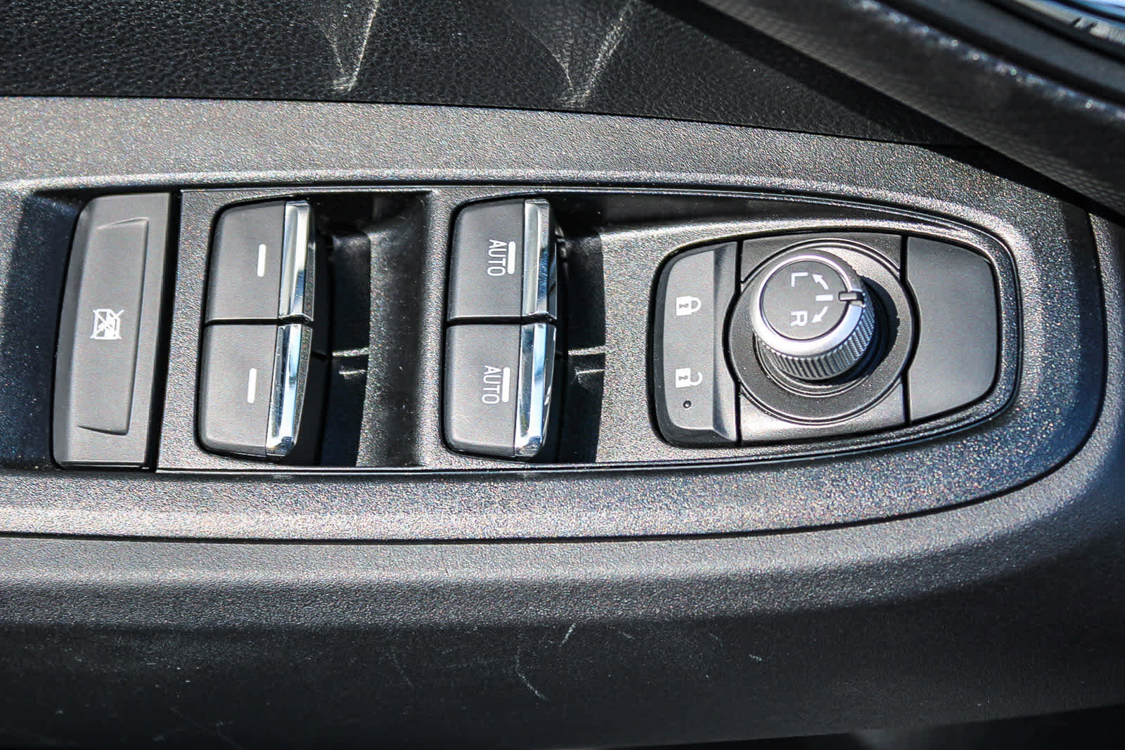 Used 2025 Subaru Crosstrek 2.5i Limited w/ Crosstrek Mirror Package AWD/4WD image 19