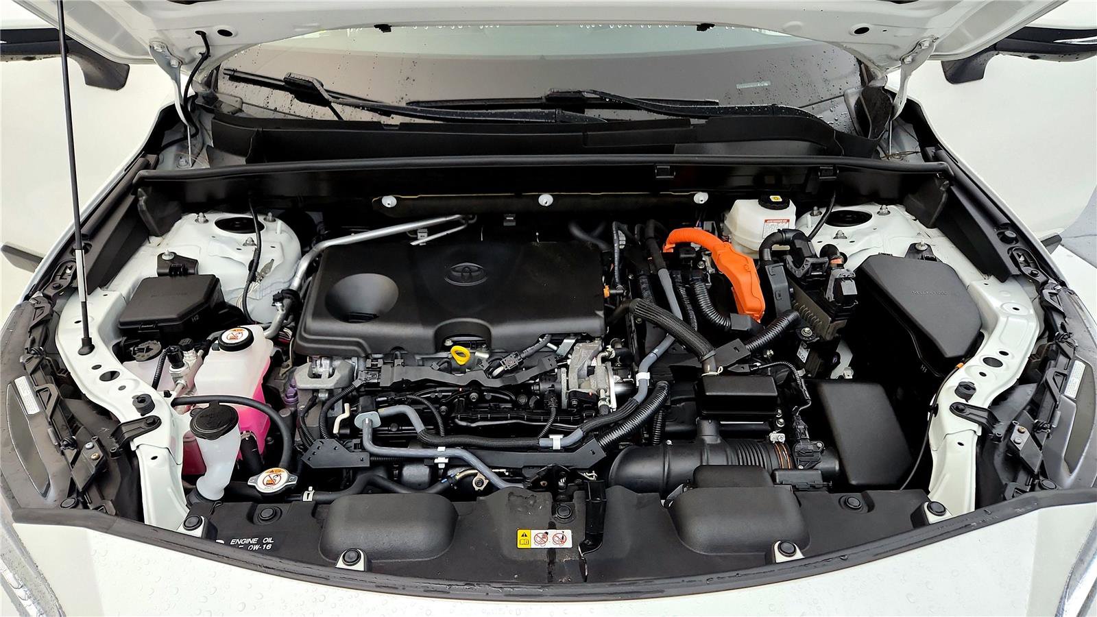 Used 2021 Toyota Venza Limited image 16